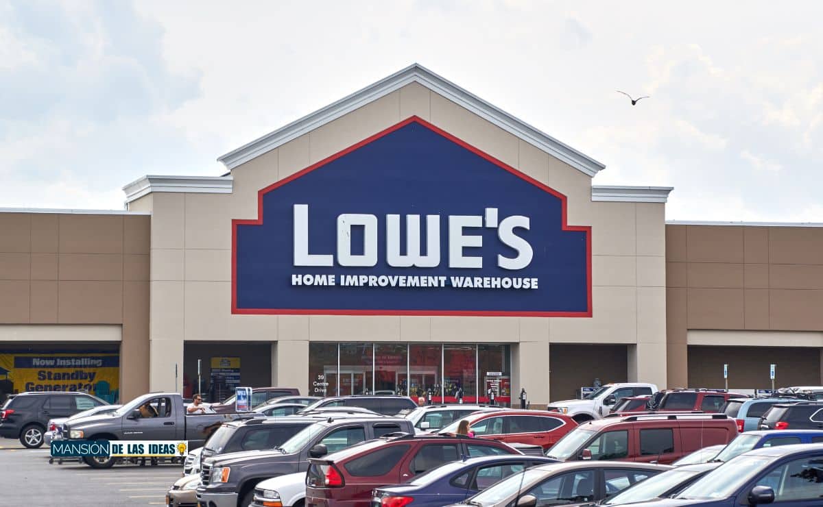 Lowes Early Black Friday Deals|Lowe's black friday deals|amazon echo dot 3rd gen|DeWalt 20-Volt 12-Inch Cordless Drill|Spirit E-310 Black 3-Burner Liquid Propane Gas Grill|Samsung 30-in Smooth Surface 5 Elements 6.3-cu ft Self-Cleaning Slide-in Electric Range.|Bissell Little Green ProHeat Carpet Cleaner